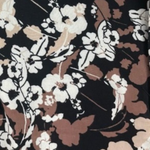 Anthropologie Black and Cream Cropped Floral Pants - Picture 3 of 3